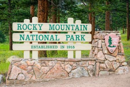 Rocky Mountain Countrywide Park Tour by Explorer Tours